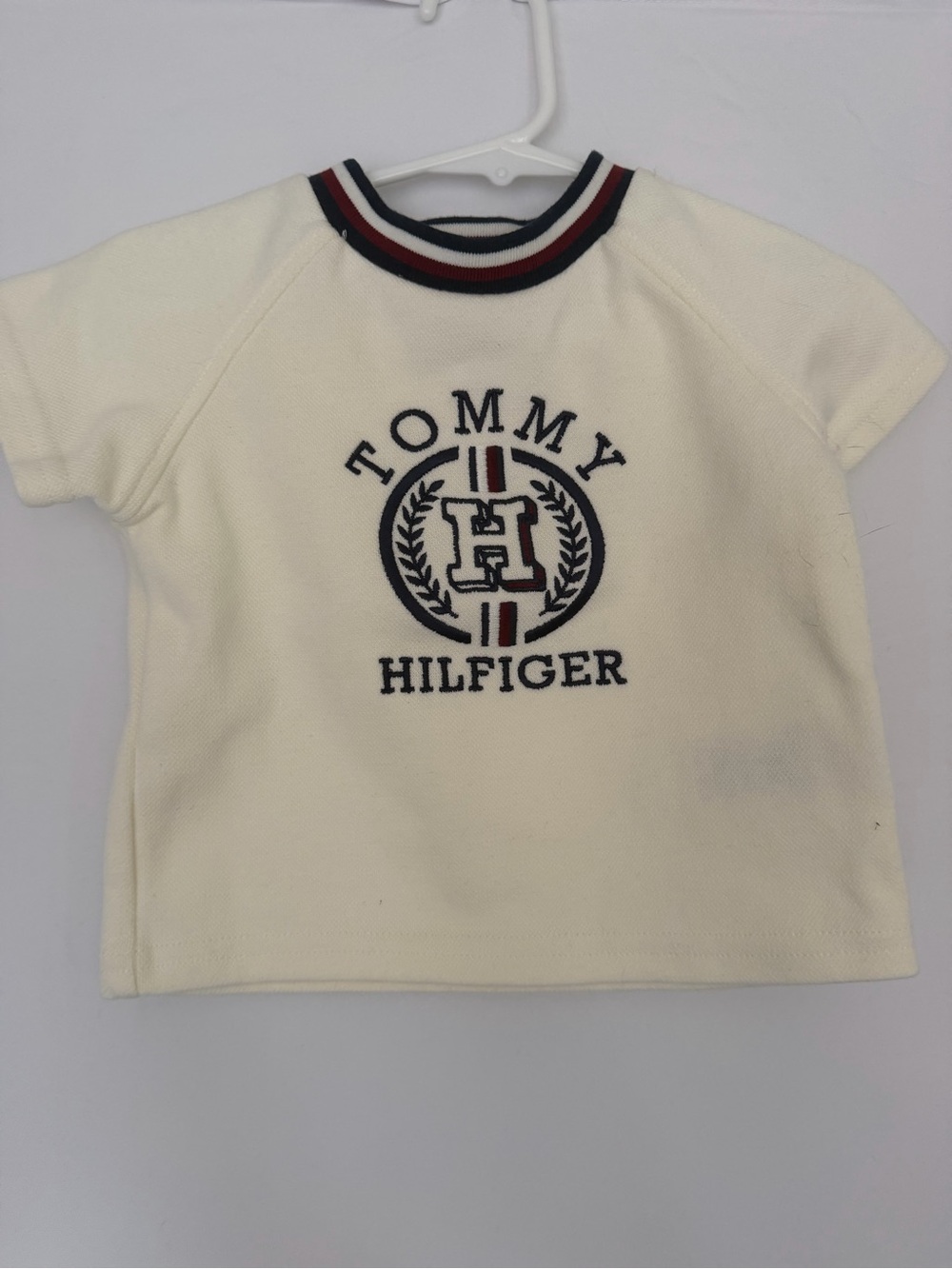 Tommy Hilfiger Cream Short Sleeve Logo Tee with Navy & Red Trim